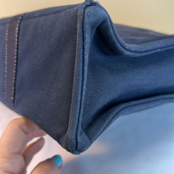 Hermes Vintage Heavy Canvas Tote Navy w/White Stitching Unisex Holds Laptop - Picture 8 of 14